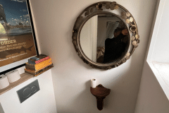 TOILET-